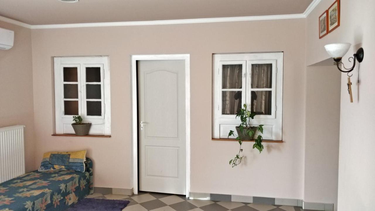 דירות Lakhegy Novakporta Vendeghaz מראה חיצוני תמונה